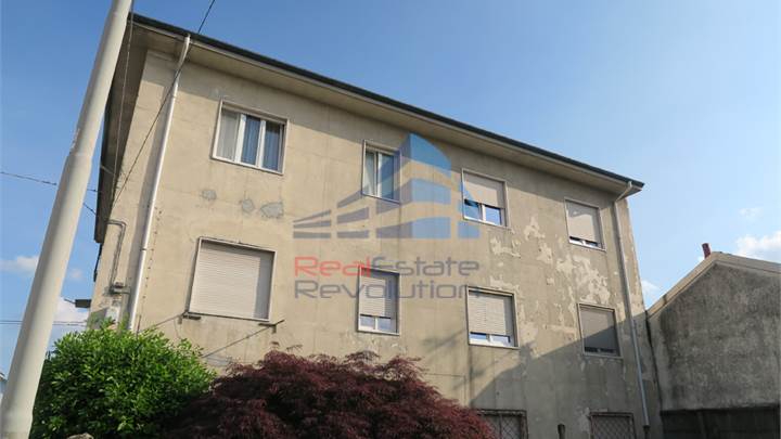 Apartment في بيع a Trecate
