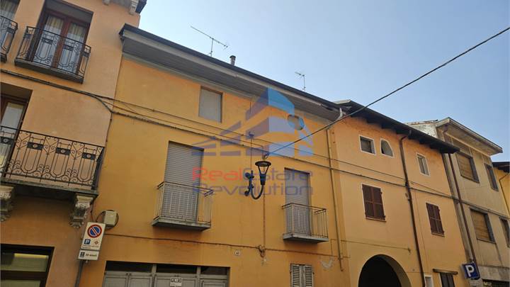  CARPIGNANO-APARTMENT WITH SMALL TERRACE