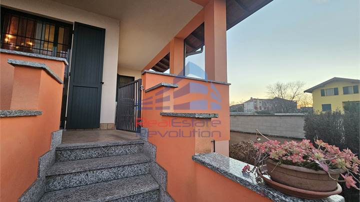 Terraced house for sale in Cerano